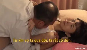 Cậu em ở quê lên được chị dâu vú to dùng lồn tiếp đãi